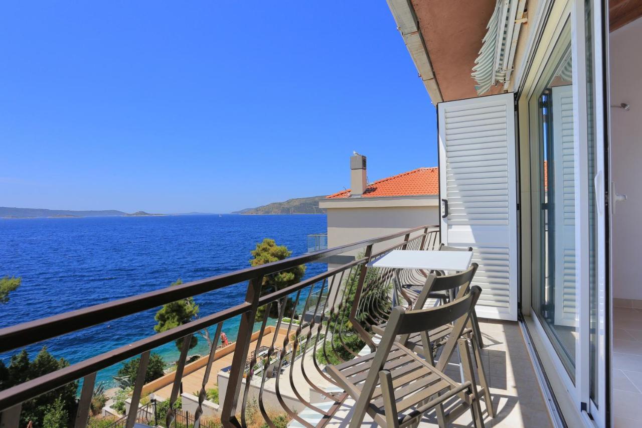 Apartments By The Sea Okrug Donji, Ciovo - 16657 Округ-Доньи Экстерьер фото