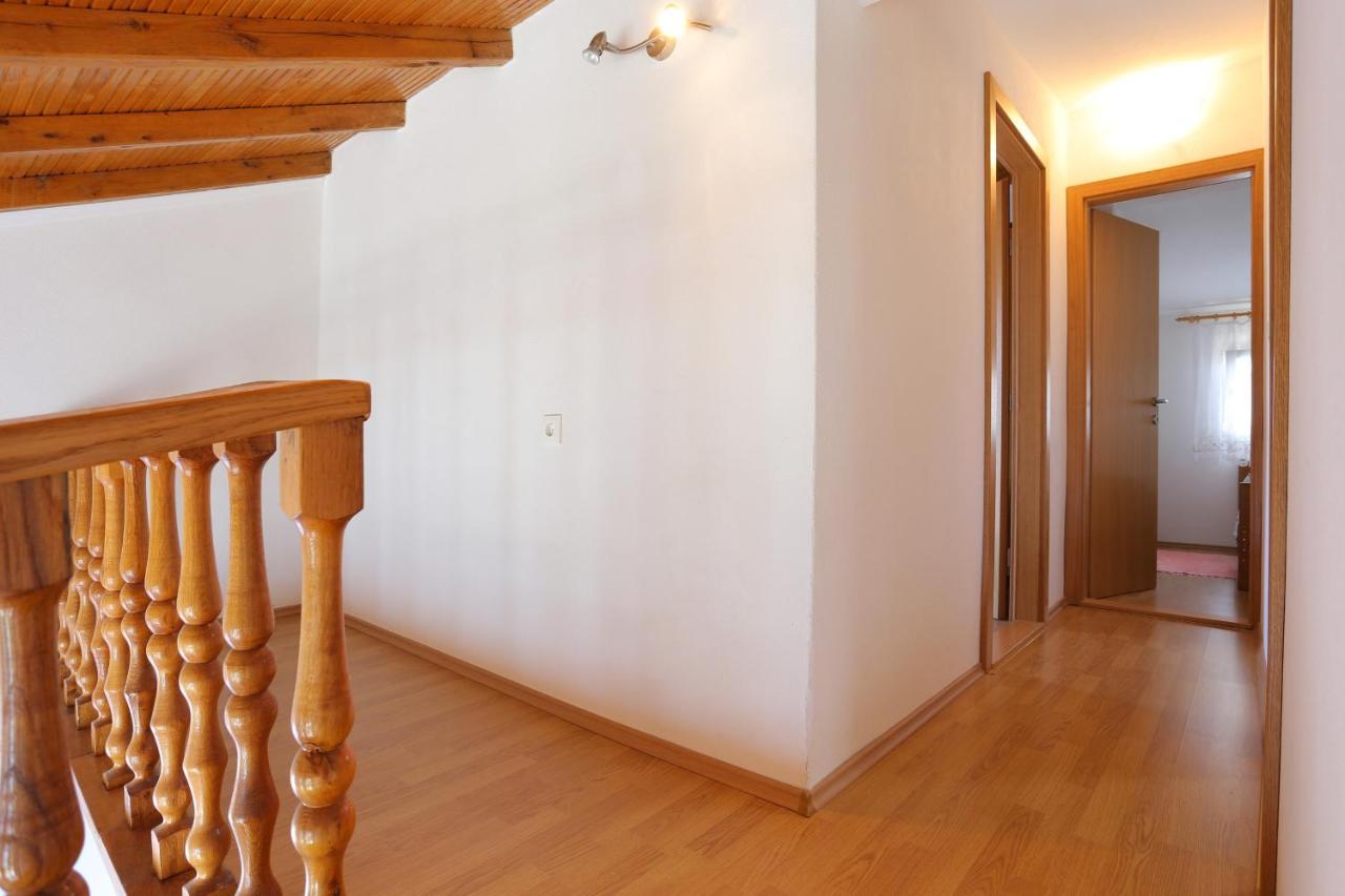 Apartments By The Sea Okrug Donji, Ciovo - 16657 Округ-Доньи Экстерьер фото