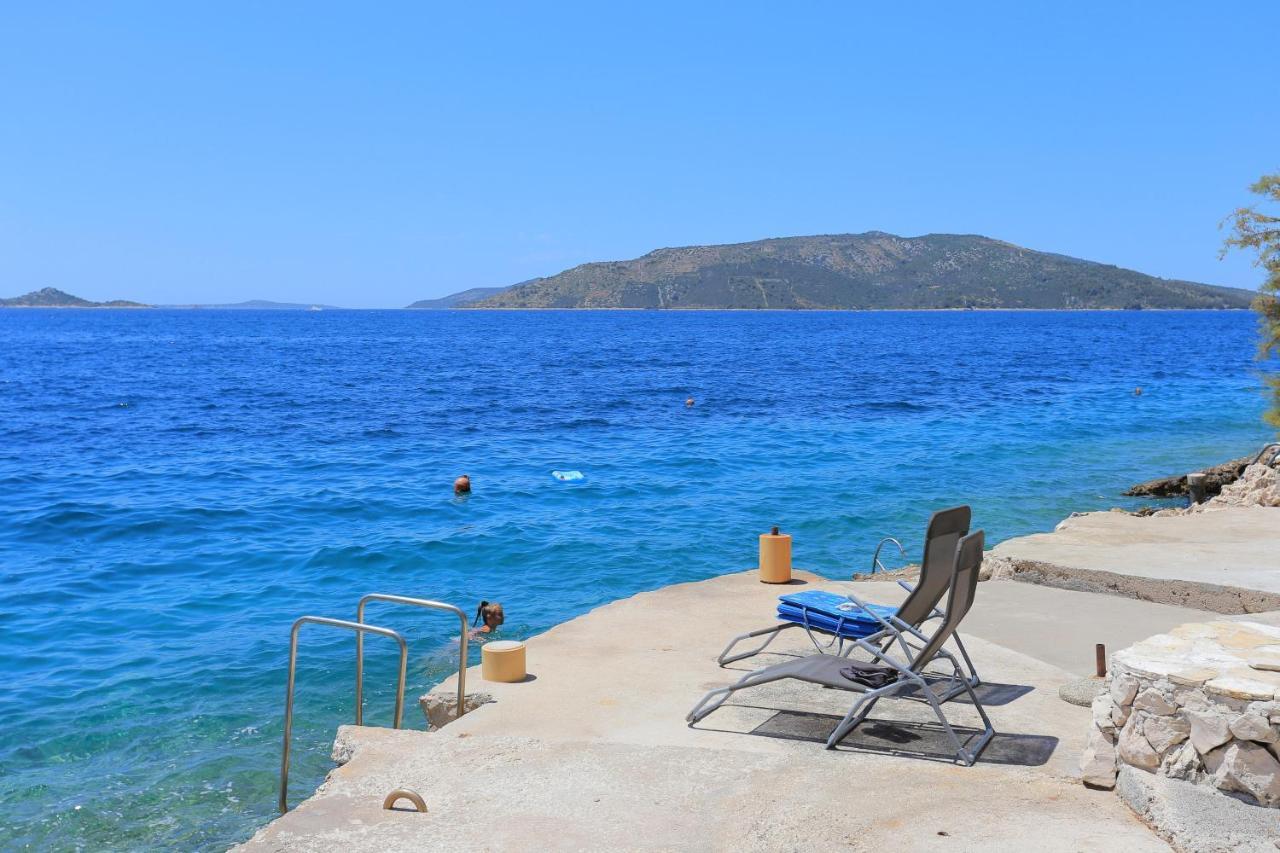 Apartments By The Sea Okrug Donji, Ciovo - 16657 Округ-Доньи Экстерьер фото